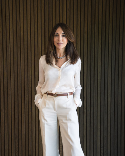 Àngels Sabater Anell, Directora y agente inmobiliaria colegiada